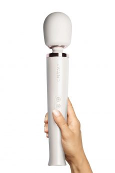 Le Wand Rechargeable Massager